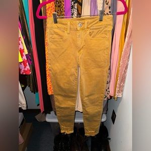 NWOT American Eagle Next Level Stretch Crop Jegging Size 2 Short